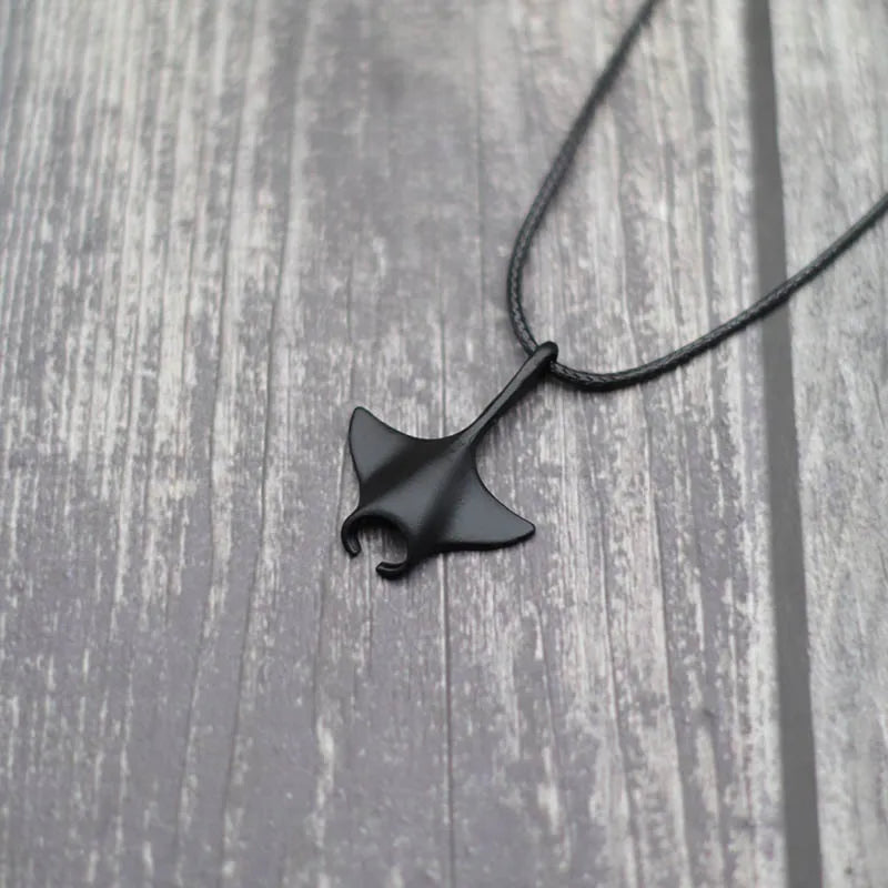 FREE Shipping - Manta Ray Choker Necklace - Adjustable